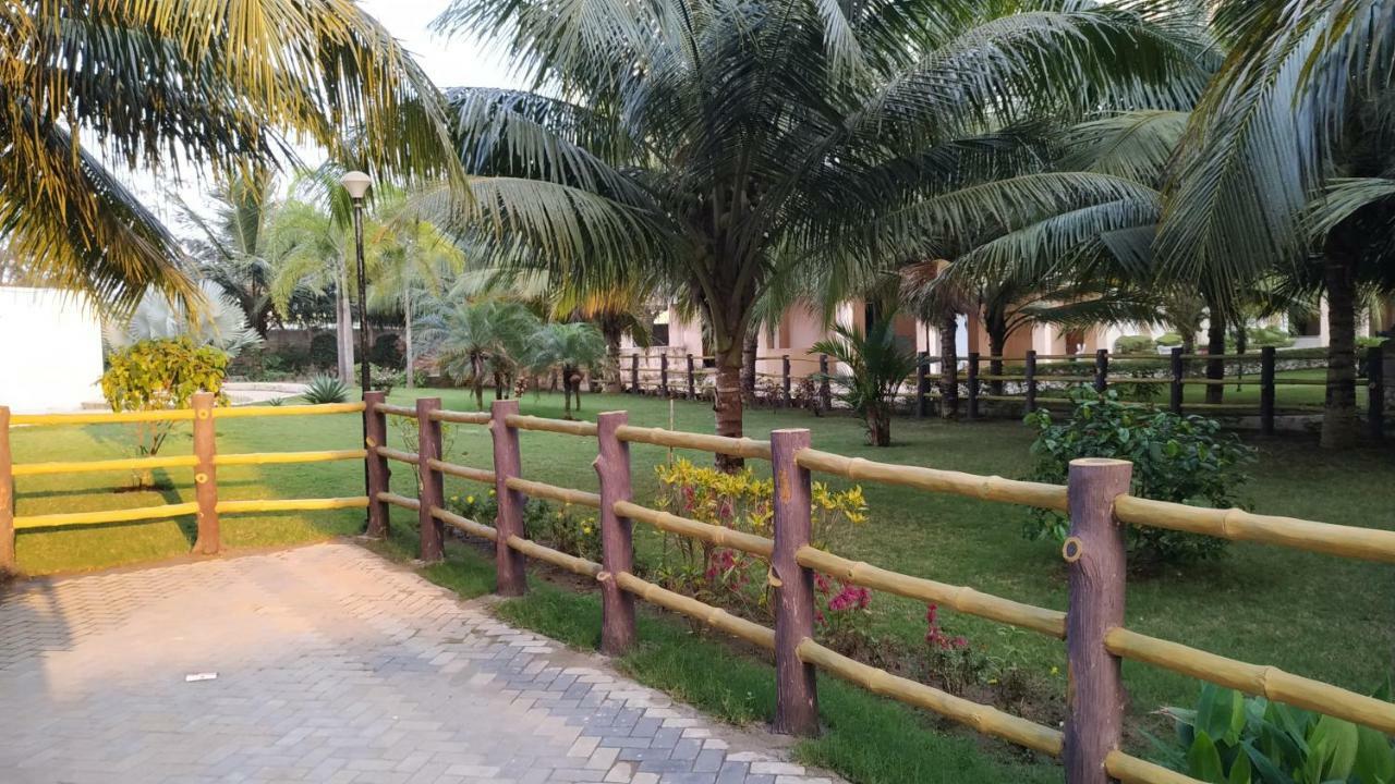 Apartment Shonar Kutir